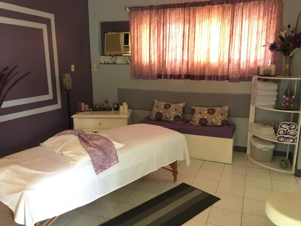 Toby'S Resort Монтего Бей Екстериор снимка