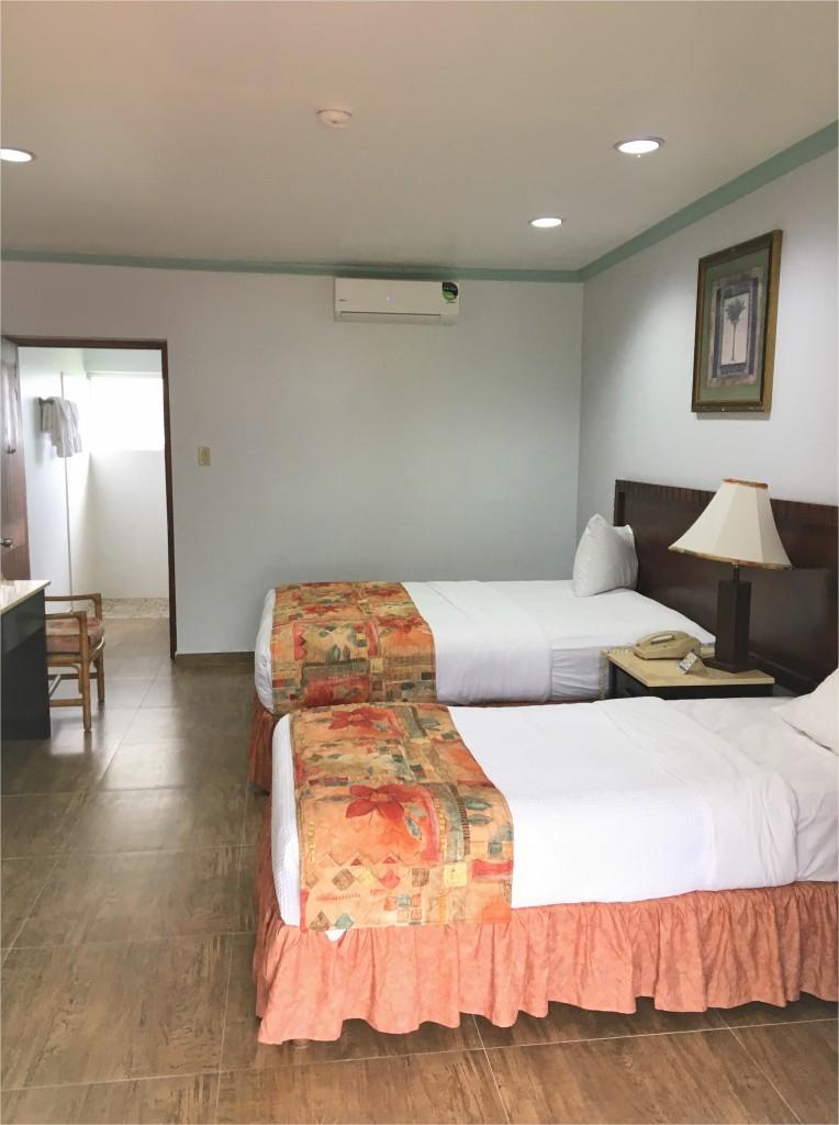 Toby'S Resort Монтего Бей Екстериор снимка
